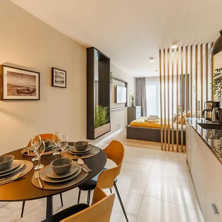 Apartment Perlowa Przystan Rent - Classic Gold & Silver Kolobrzeg